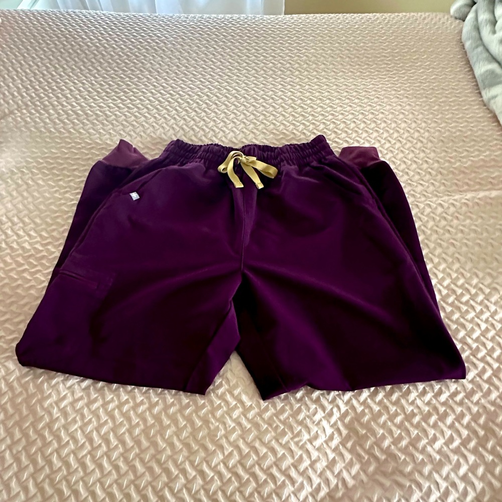Figs scrub pants